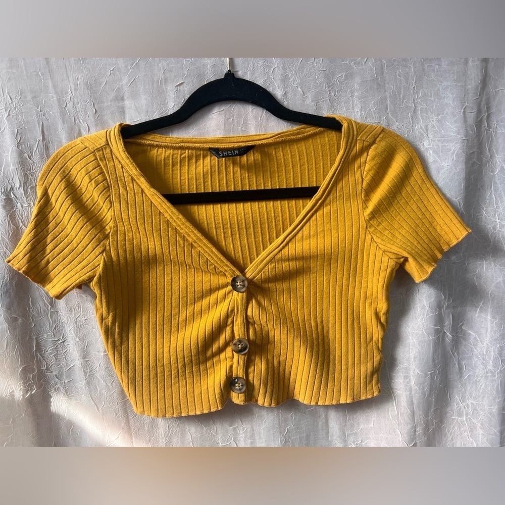 Yellow ribbed crop top